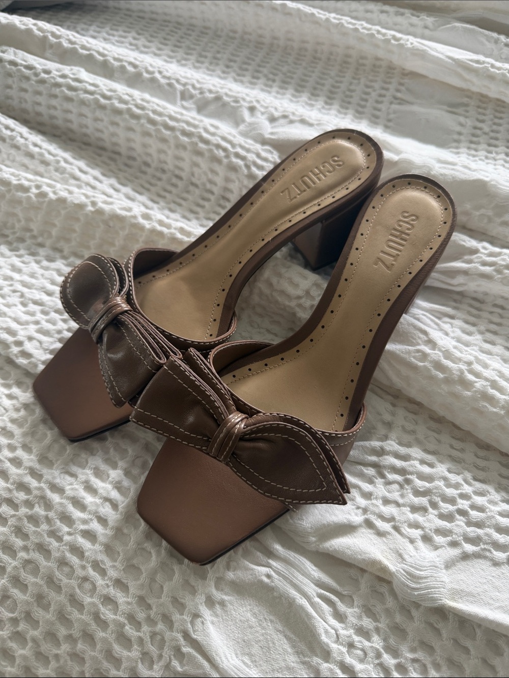 SCHUTZ Brown Bow Block Heel Mules